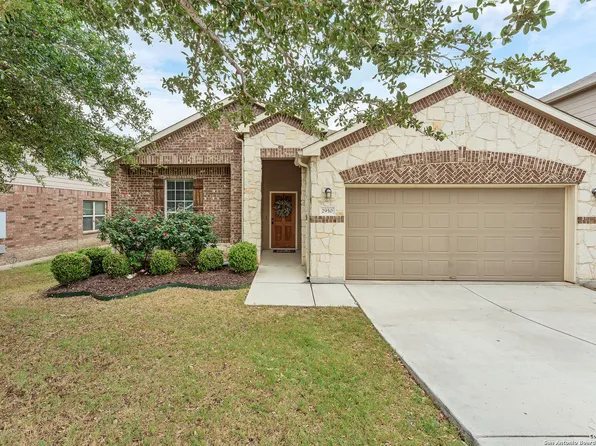 2950 SAWMILL LN, New Braunfels, TX 78130