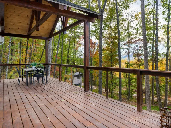 1487 Golf Course Rd, Old Fort, NC 28762