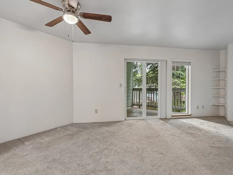 Forest Green Apartments — Photo 10