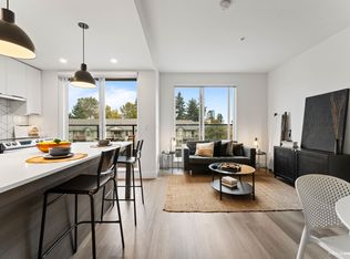 10778 138th St #403, Surrey, BC V3T 5E3