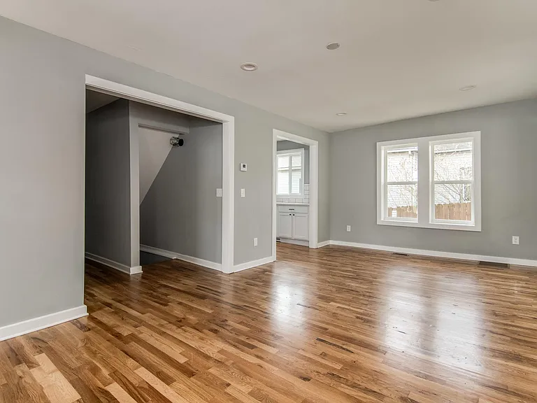 4139 Lloyd St — Photo 7