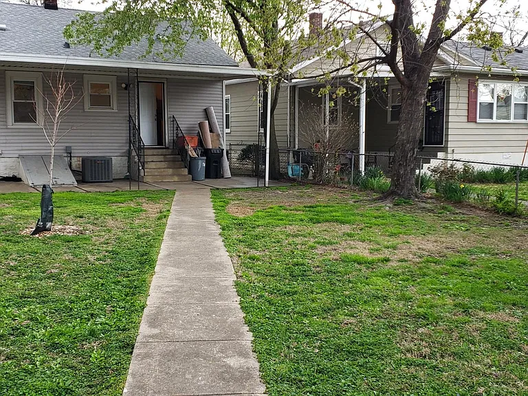 506 E Brandeis Ave — Photo 18