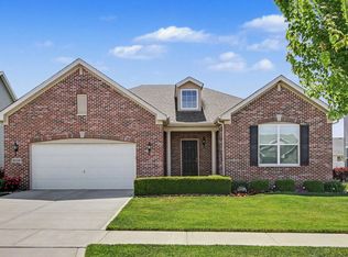 10458 Red Oak Dr, Saint John, IN 46373