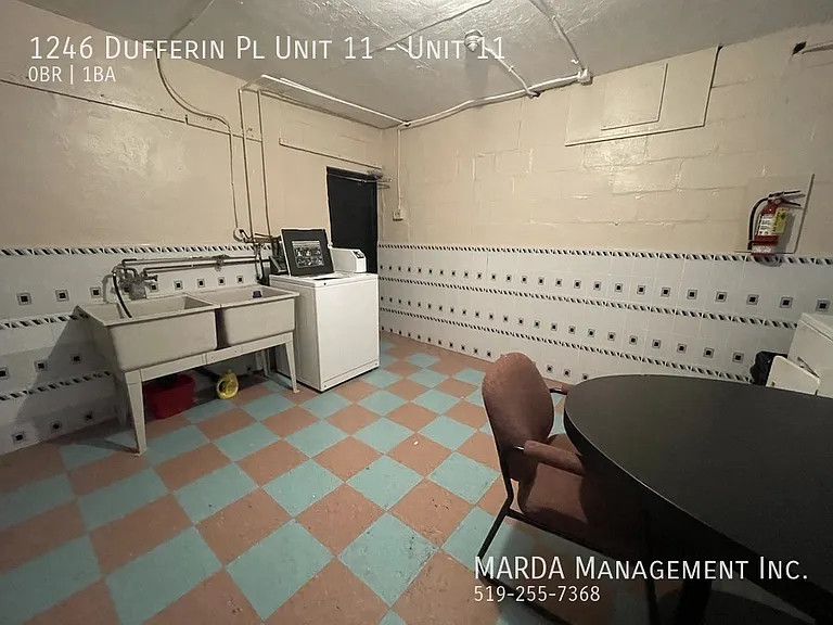 1246 Dufferin Pl #11 — Photo 18