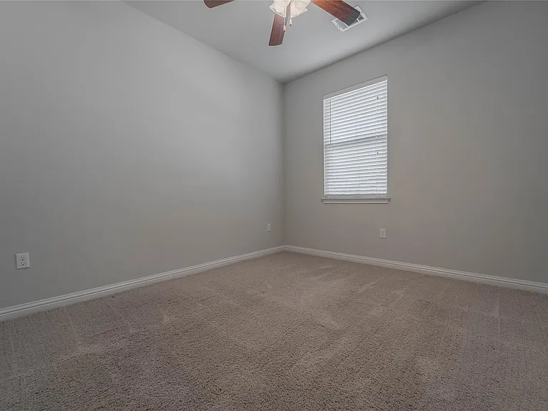 13800 Lyndhurst St #293 — Photo 12