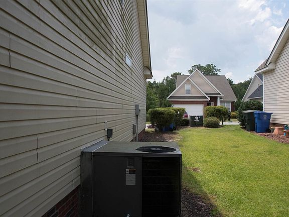 4th image of 179 Sweetoak Dr