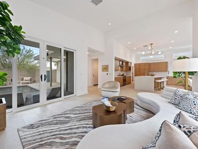 781 Fountain Dr, Palm Springs, CA, 92262