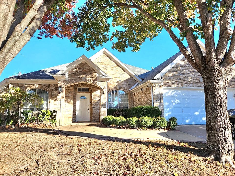 1st image of 6215 Brook Forest Dr