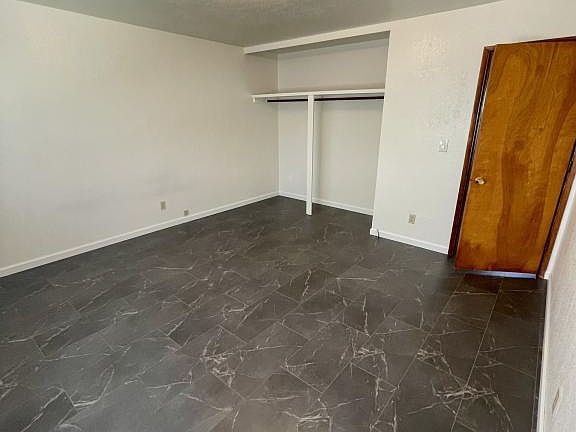 5th image of 2737 NE Gordon Ave