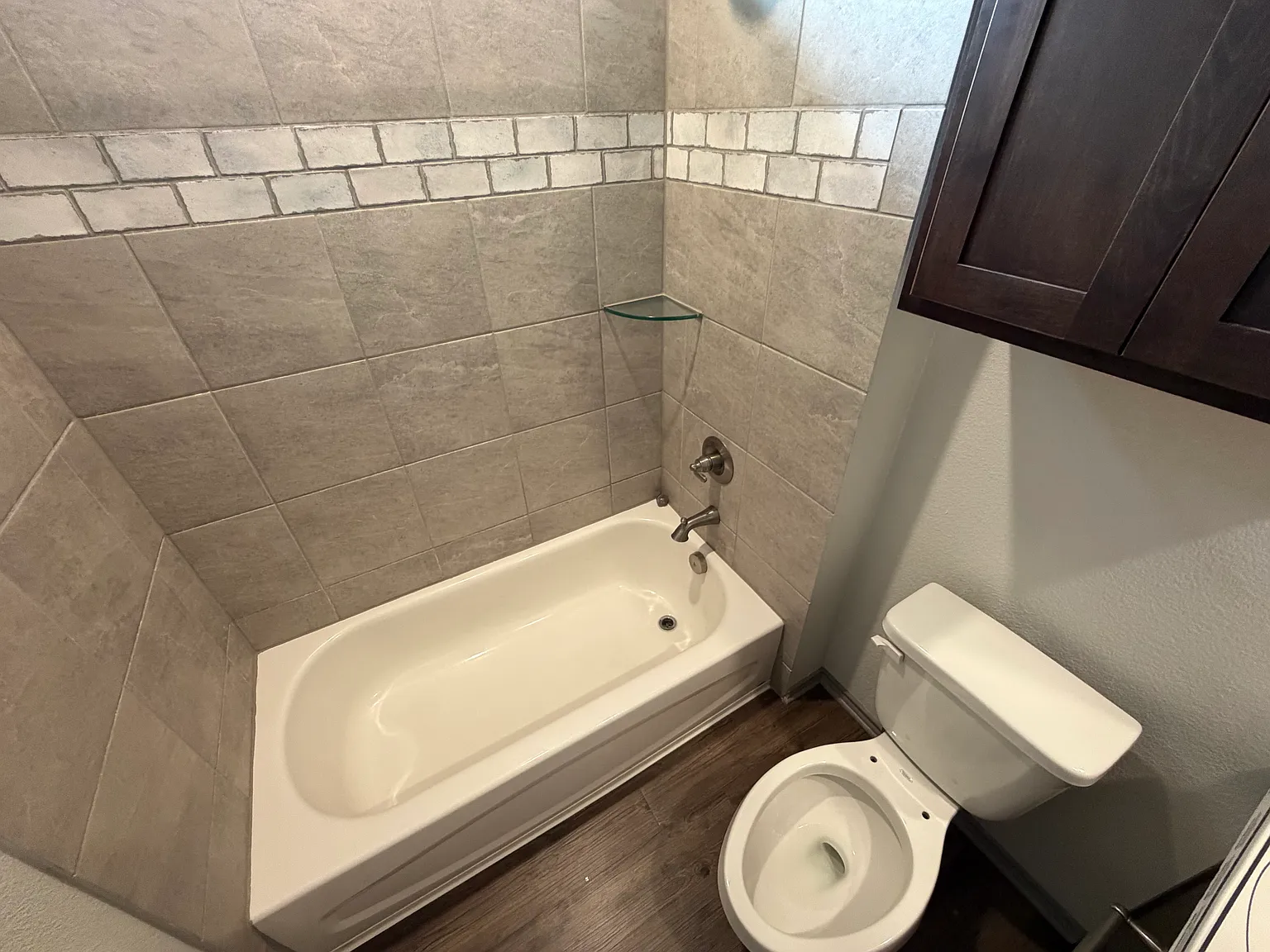 3 bed, 1408 sqft, $1,500 — Photo 4