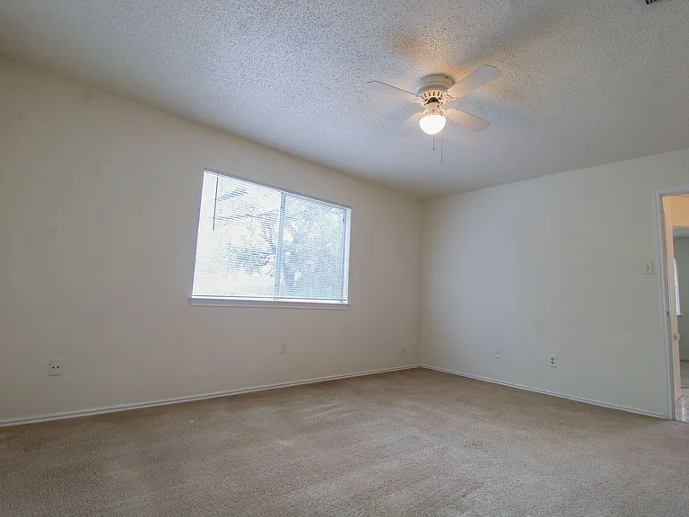 6214 Ridge Glade St — Photo 25