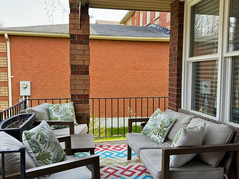 42 Brownell St — Photo 3