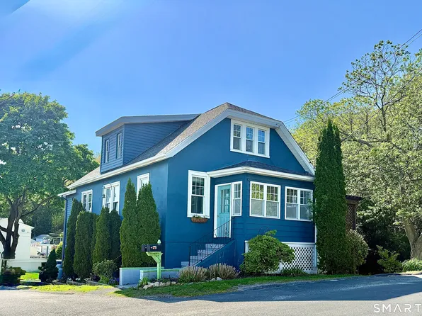 31 Hillcrest Avenue, Waterbury, CT 06705