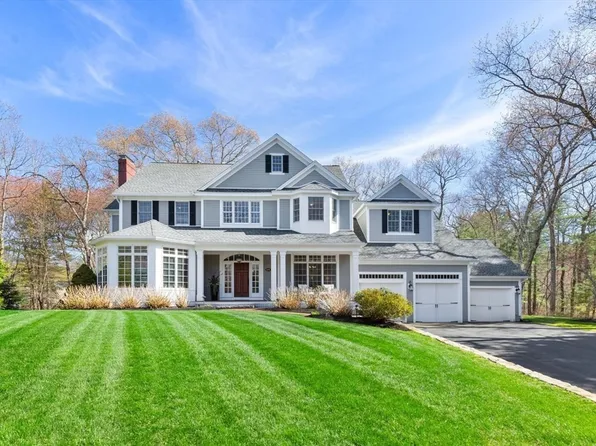 134 Fairchild Dr, Reading, MA 01867