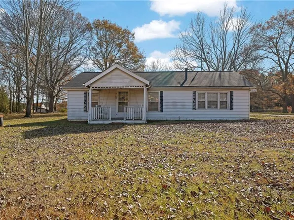 2948 Lenora Rd, Snellville, GA 30039