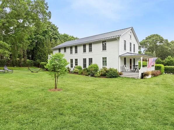 7 Stearns Point Rd, Shelter Island Heights, NY 11965