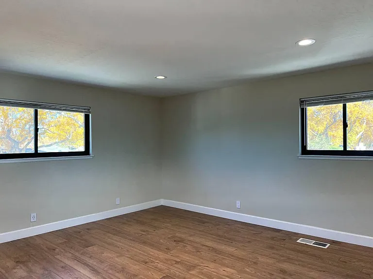 2816 Ruth Ct — Photo 8