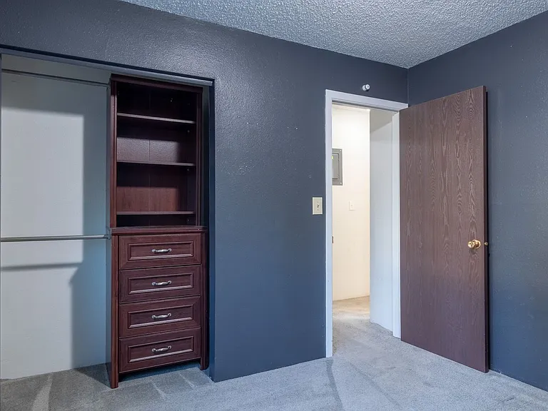 95 Farewell Ave #2 — Photo 11