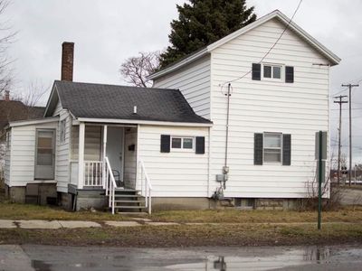 198 Cleveland St, Manistee, MI, 49660