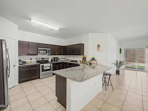6957 S BLUE HILLS Drive, Buckeye, AZ 85326