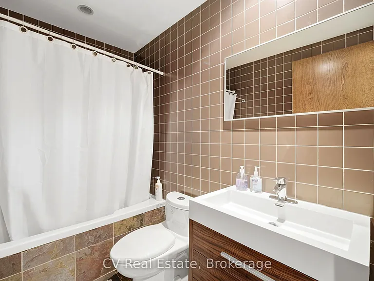 333 Adelaide St E #1414 — Photo 30