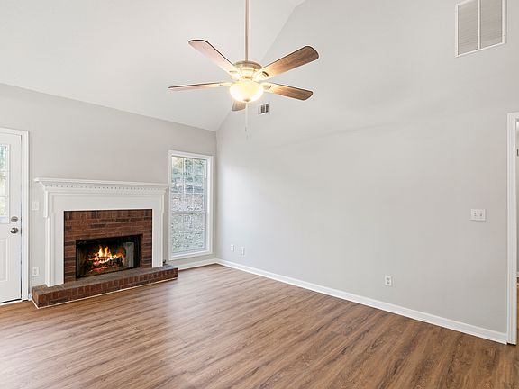4th image of 1012 Crown River Pkwy