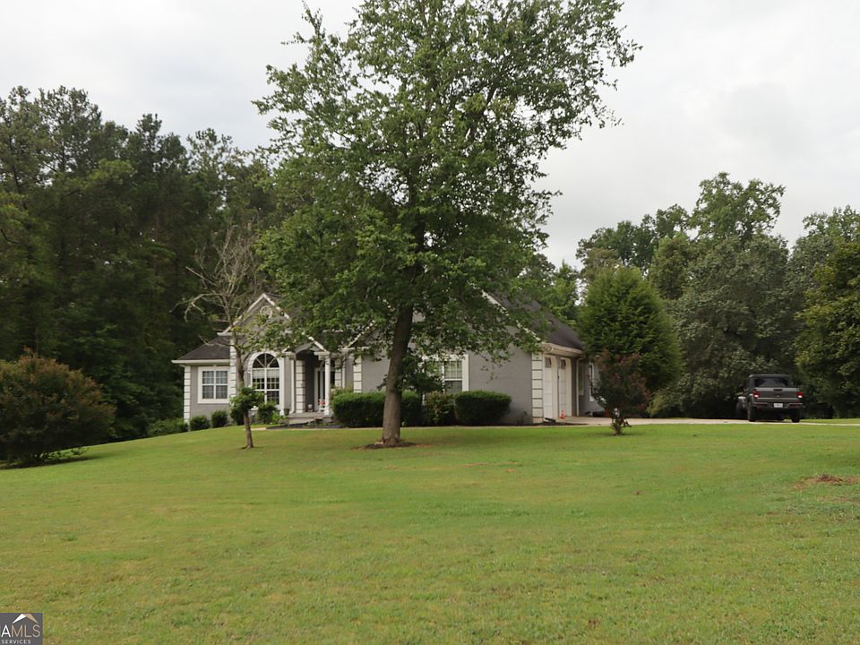 1st image of 12136 Edgewater Dr