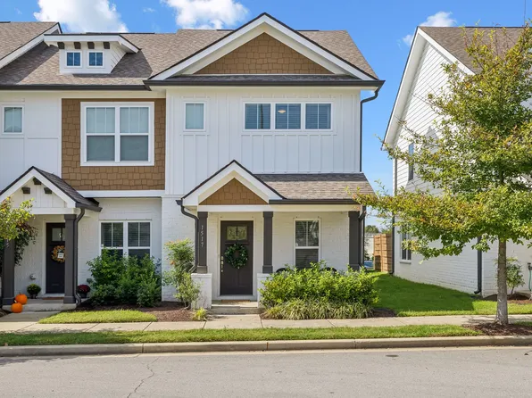 1517 57th Ave N, Nashville, TN 37209