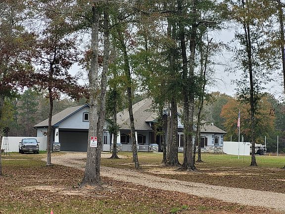 3rd image of 21126 Grant Lake Cir
