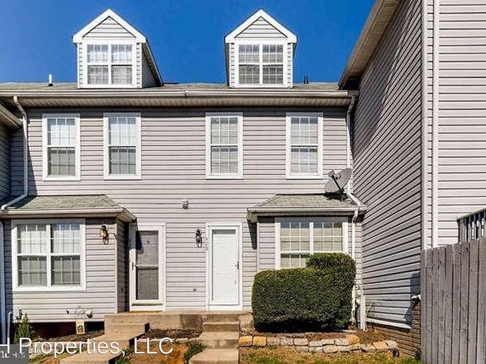 1st image of 428 Darby Ln