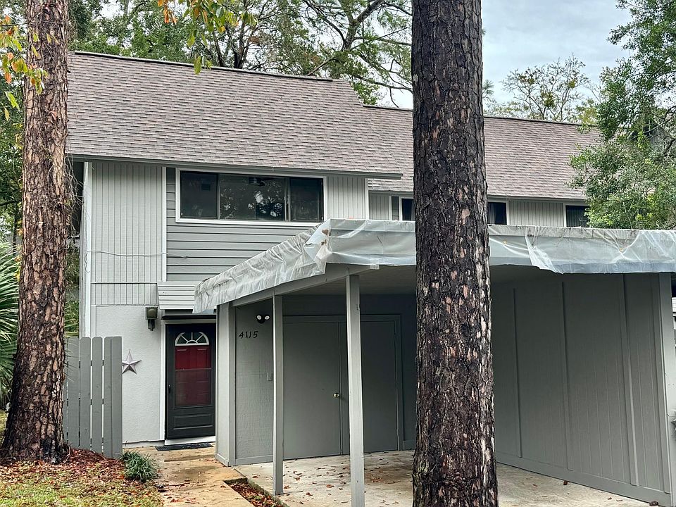 End unit condo