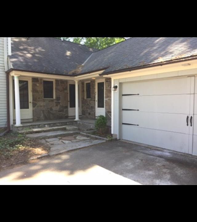 2nd image of 11 Washington Rd #2
