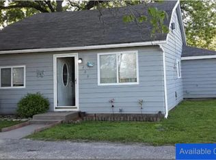 209 10th St, Ogden, KS 66517