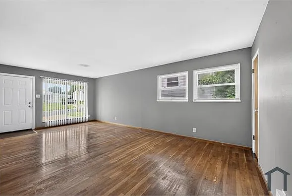 158 Monteith Cir — Photo 6