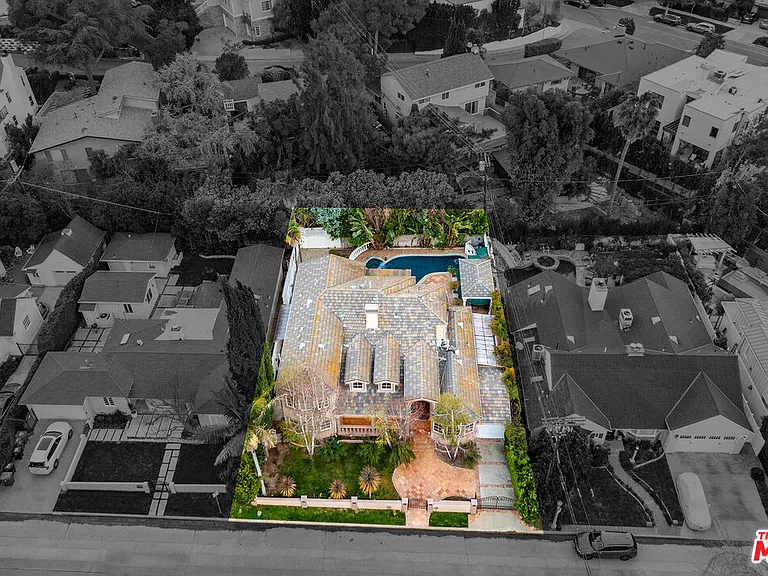 4063 Benedict Canyon Dr — Photo 53