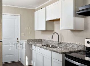 700 Brook St APT 5, Honea Path, SC 29654