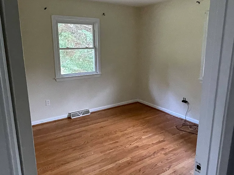 8800 Thornton Rolling Rd #1 — Photo 13