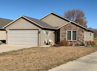 9 Stoneybrook Cir SW, Spencer, IA 51301