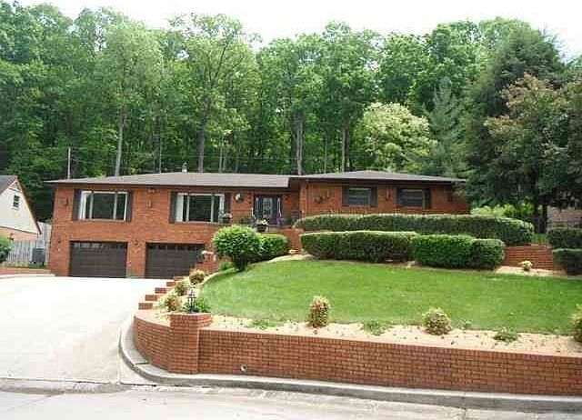 1st image of 95 Copper Glen Dr