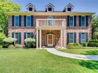 11 Meandering Way, Round Rock, TX 78664