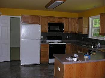 5th image of 135 Hartwood Meadows Dr