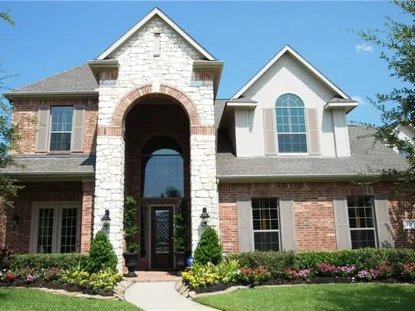 1911 Sterling Green Ct, Sugar Land, TX 77479