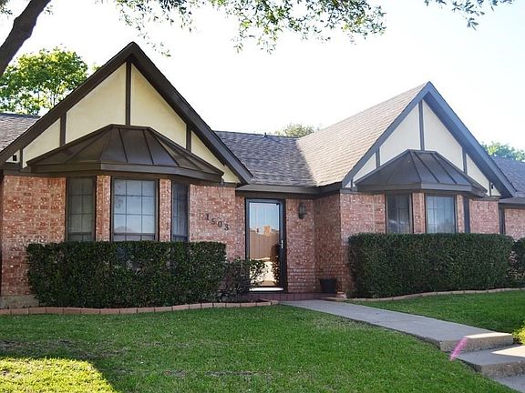 Fresh paint on the outside of the home and no maintenance fascia.