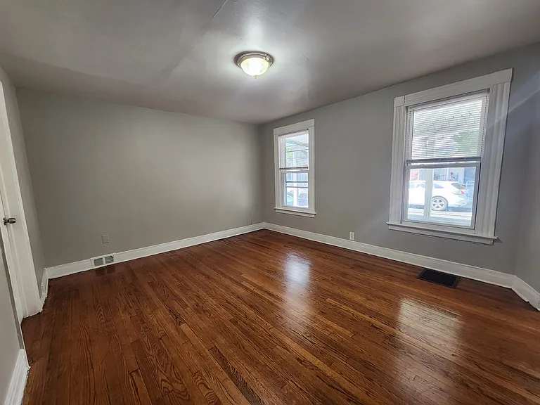37 Arthur St #3737 — Photo 12