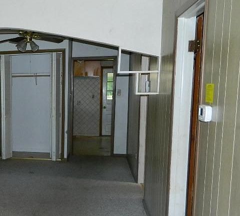 5th image of 325 E Lake Park Ave