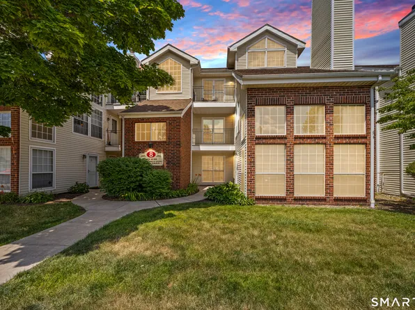 42 Carriage Crossing Lane #42, Middletown, CT 06457