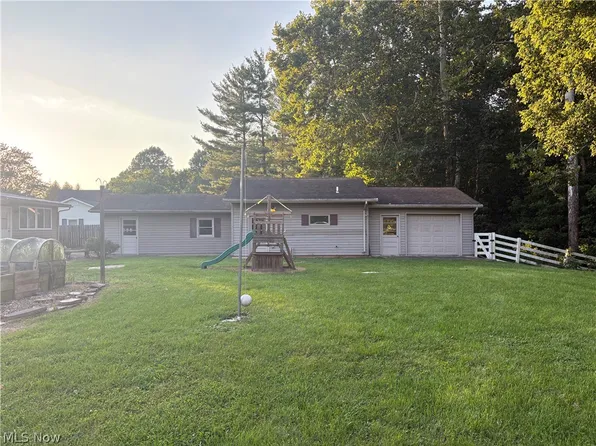 2229 Newark Rd, Zanesville, OH 43701
