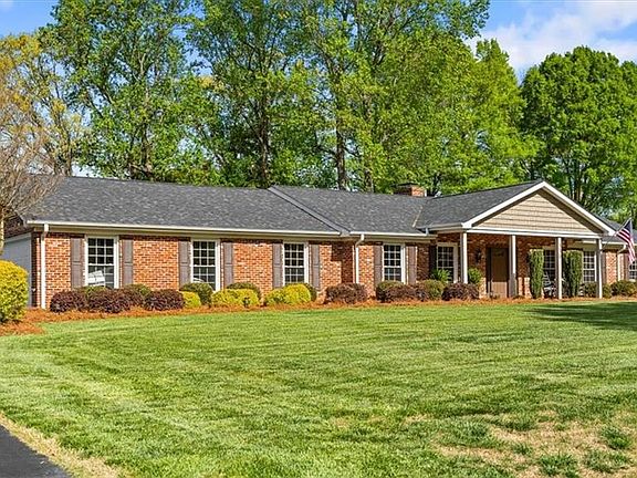 2nd image of 330 Fielding Dr