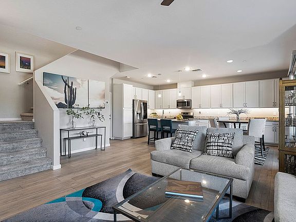 5th image of 730 E Zesta Ln #101