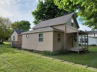 215 S Church St, Gibson City, IL 60936